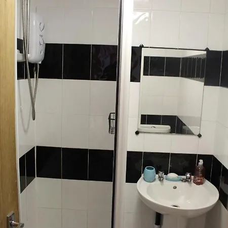 דירה Flat 1, Westhill לידס