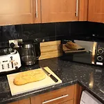 Flat 1, Westhill Apartamento